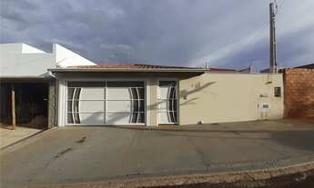 Imagem 1: Imóvel amplo em uma exclente região da cidade