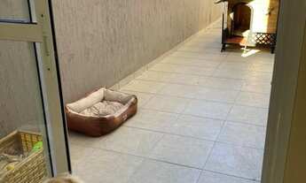 Imagem 6: Casa de condomínio sobrado para venda possui 260 metros quadrados com 4 quartos