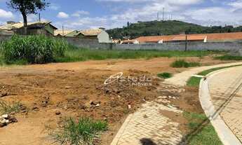 Imagem 6: Lote plano de 500m² em condomínio de alto padrão com área verde e lago para pesca - R$550