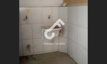 Imagem 4: ESTRADA DO COCO, Abrantes. Duplex com 3 quartos sendo 1 suíte, dependência. 105m² de área
