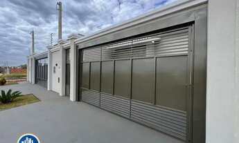 Imagem: Casa à venda no bairro Conjunto Residencial