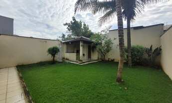 Imagem 3: Casa para aluguel com 03 quartos em Segismundo Pereira - Uberlândia - MG