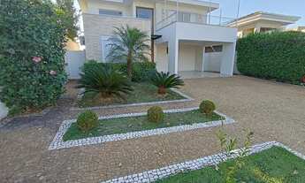 Imagem 2: Casa de Condomínio para venda e aluguel em Parque Brasil 500 de 300.00m² com 4 Quartos, 4