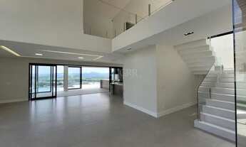 Imagem 2: Charmoso Sobrado com 5 Suítes Condomínio Alphaville II - Urbanova - São José dos Campos