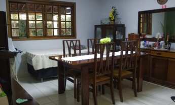 Imagem 5: URGENTE! Vendo linda casa! Escriturada! Arniqueiras! Cond.Flor do Cerrado! Toda na laje!