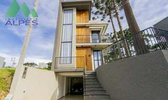 Imagem 3: Sobrado com piscina e 3 dormitórios à venda, 205 m² por R$ 1.600.000 - Pinheirinho - Curit