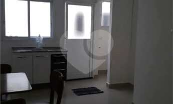 Imagem 2: Apartamento para alugar com 2 quartos no condomínio Villa, São Paulo - SP