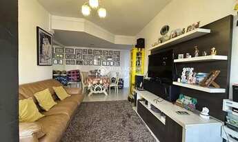 Imagem 2: Apartamento com 2 quartos e vaga no bairro Menino Deus