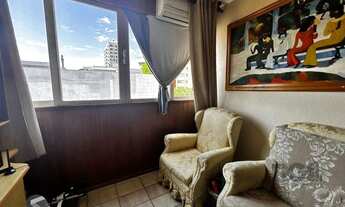 Imagem 2: Apartamento com 2 quartos, vaga de garagem coberta - 84,71m² no bairro Menino Deus, Porto