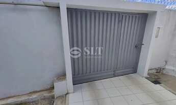 Imagem 6: S8034 VENDE OU ALUGA CASA com 3 quartos, sendo uma suíte, localizada no bairro FRUTILÂNDI