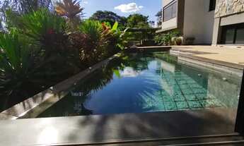 Imagem 2: Sobrado para venda possui 405 metros quadrados com 3 quartos