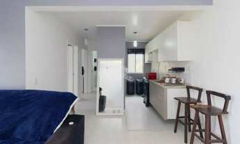 Imagem 5: Apartamento de 2 quartos e varanda, semi mobiliado na Vila Nova