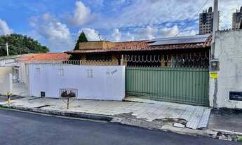 Imagem: Casa à Venda, 3 quartos sendo 1 suíte