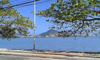 Imagem: Casa com 3 dormitórios à venda, 220 m²