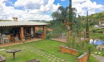 Imagem 2: DIL - Maravilhoso Sobrado para venda com 247 metros quadrados com 3 quartos em Igrejinha