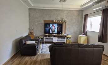 Imagem 4: Excelente residência com conforto e bem localizada