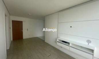 Imagem 5: Apartamento para aluguel SEMI MOBILIADO com 1 dormitório, andar alto no Bairro Centro em C