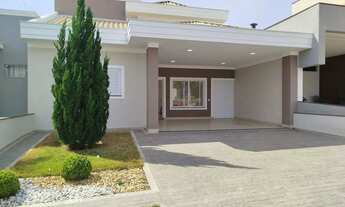 Imagem: Casa de Condomínio para venda com 275m²