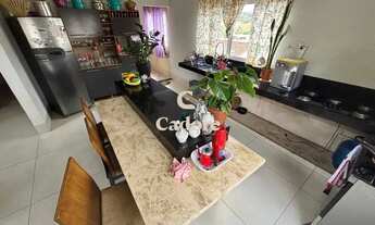 Imagem 2: Sobrado à venda no Nova Uberlândia com 3/4 sendo 1 suíte e garagem para 5 carros