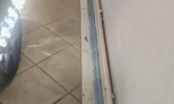 Imagem 2: Portão Metalon horizontal...medida vão 5 metros total..