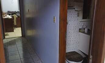 Imagem 3: Casa para venda possui 144 metros quadrados com 3 quartos em Parque São Luis - Cubatão - S