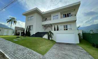Imagem: Casa de alto padrão em Balneário Camboriú