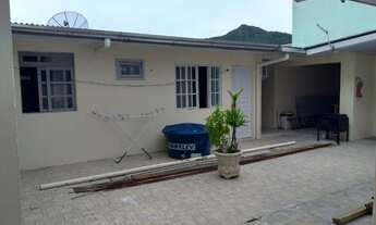 Imagem 4: Excelente casa em Camboriú, no bairro monte alegre!