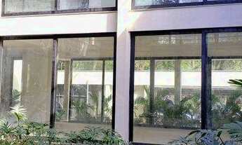 Imagem 3: Casa totalmente reformada à venda - Jardim Europa - Projeto assinado por arquiteto renoma