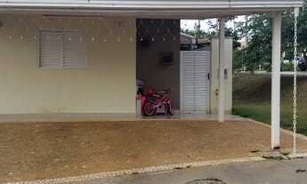 Imagem: Linda Cada em Condomínio Fechado com 3