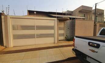 Imagem 1: ÓTIMO IMÓVEL COM 03 DORMITÓRIOS EM EXCELENTE LOCALIZAÇÃO