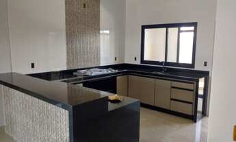 Imagem 3: Casa de condomínio para aluguel tem 400 metros quadrados com 3 quartos