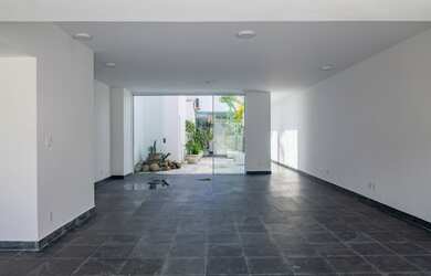 Imagem 2: Rio027 - Grande cobertura linear na rua Bulhões de Carvalho