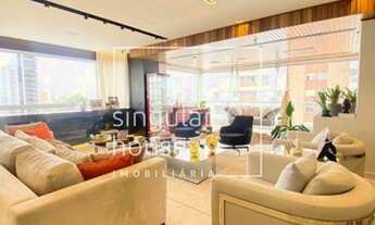 Imagem: 225 m² 4 dormitórios