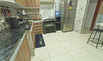 Imagem 2: Apartamento para venda tem 120 metros quadrados com 3 quartos na Praia da costa apenas 450