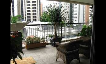 Imagem: 235m² 3 suítes