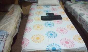 Imagem: Quarto Compartilhado e Mobiliado com Banheiro