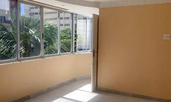 Imagem 2: Apartamento para venda possui 140 metros quadrados com 4 quartos em Pituba