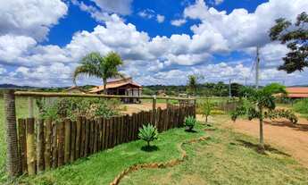 Imagem 5: Sítio/Chácara a venda tem 1.800 m², com 1 suíte, piscina, em Zona Rural - Caturaí - GO