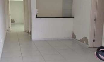 Imagem 2: ALUGO: CASA SOLTA - TERRENO GRANDE - 2 QUARTOS - 3 VAGAS - PAVUNA