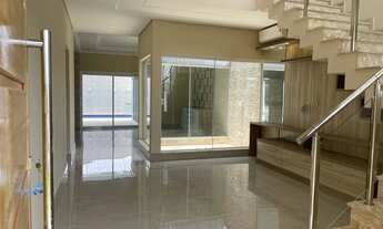 Imagem 5: Com dormitório no piso inferior + Piscina e Recheada de Móveis planejados - Condomínio Com