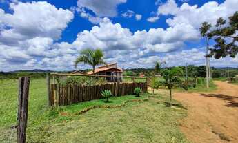 Imagem 3: Sítio/Chácara a venda tem 1.800 m², com 1 suíte, piscina, em Zona Rural - Caturaí - GO