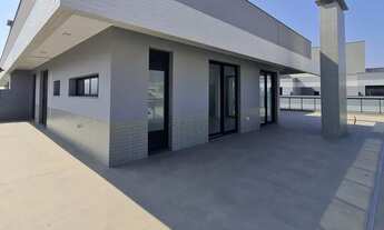 Imagem 7: Cobertura para aluguel possui 262 metros quadrados com 2 quartos em Campeche - Florianópol