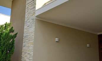 Imagem: Excelente Residência - Condomínio Alta