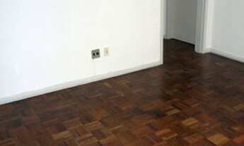 Imagem 2: Apartamento para venda possui 80 metros quadrados com 2 quartos em Bom Fim - Porto Alegre