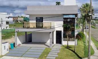 Imagem: Casa de esquina com projeto excelente na