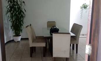 Imagem 7: Casa para aluguel e venda com 200 metros quadrados com 3 quartos