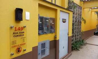 Imagem 2: Sala com 25m2 piso frio e 01 banheiro