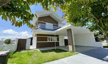 Imagem 2: Sobrado 100% reformado da cabeça (Telhado) ao pé (Piso) em um dos TOP 5 Condomínios