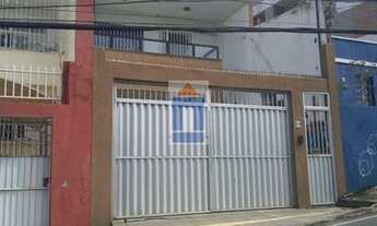 Imagem: Um quarto, sala, cozinha americana, Rio