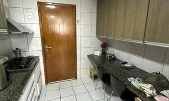 Imagem 3: Casa Amarela - 04 Qtos/ 02 Suítes - Andar Intermediário - Nascente - Área de Lazer Comple